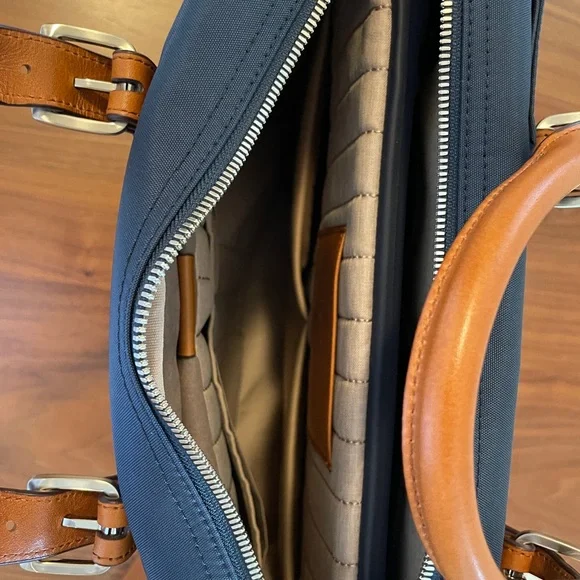 Stuart and Law The Cary Briefcase (Single) - Picture 6 of 7